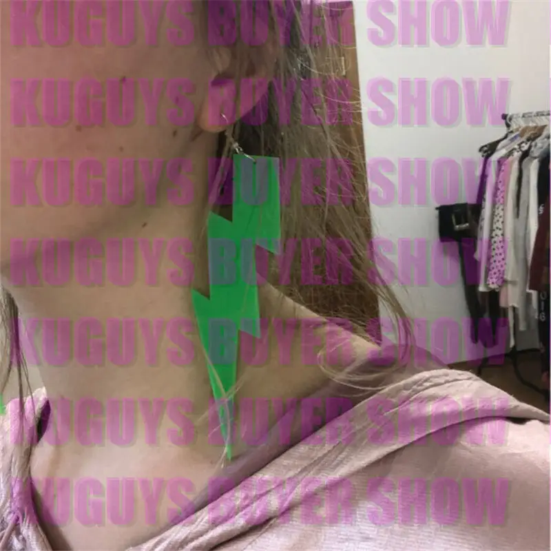 UTB8E5p5nD_IXKJkSalUq6yBzVXa9