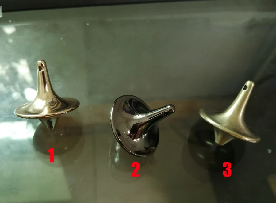 

1X Zinc Alloy Metal Golden Black Brass Spinning Top Gyro Inception Prop