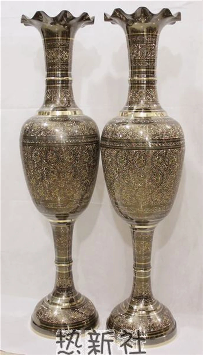 Pakistan Pakistan arts and crafts import bronze vase bronze 1m gold
