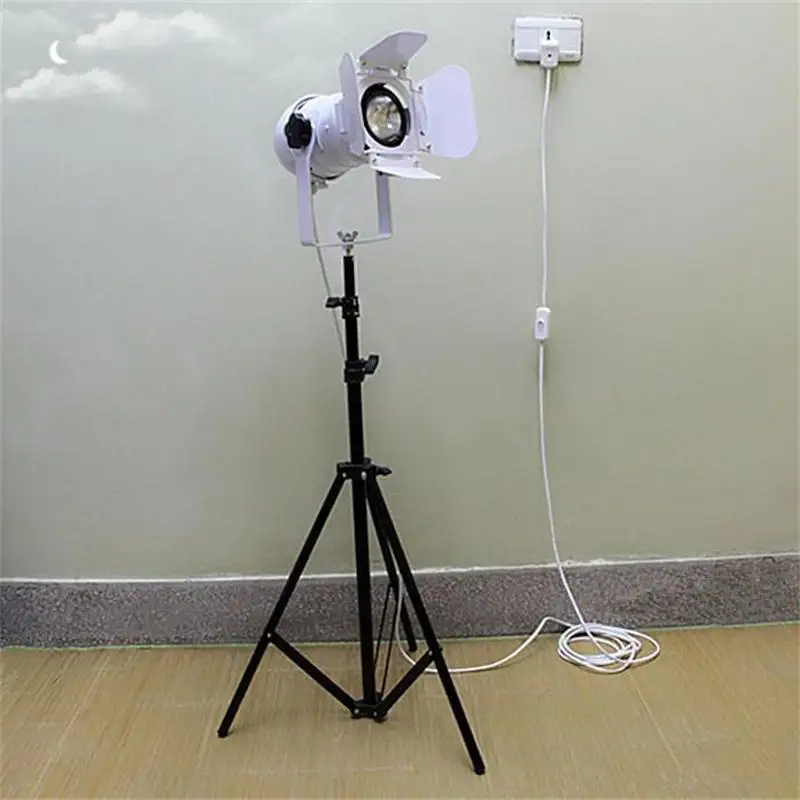 

American Retro Minimalist Floor Lamps Nordic Floor Lights Three Tripod Model Camera Lighting Studio Background Photoflood Lamps