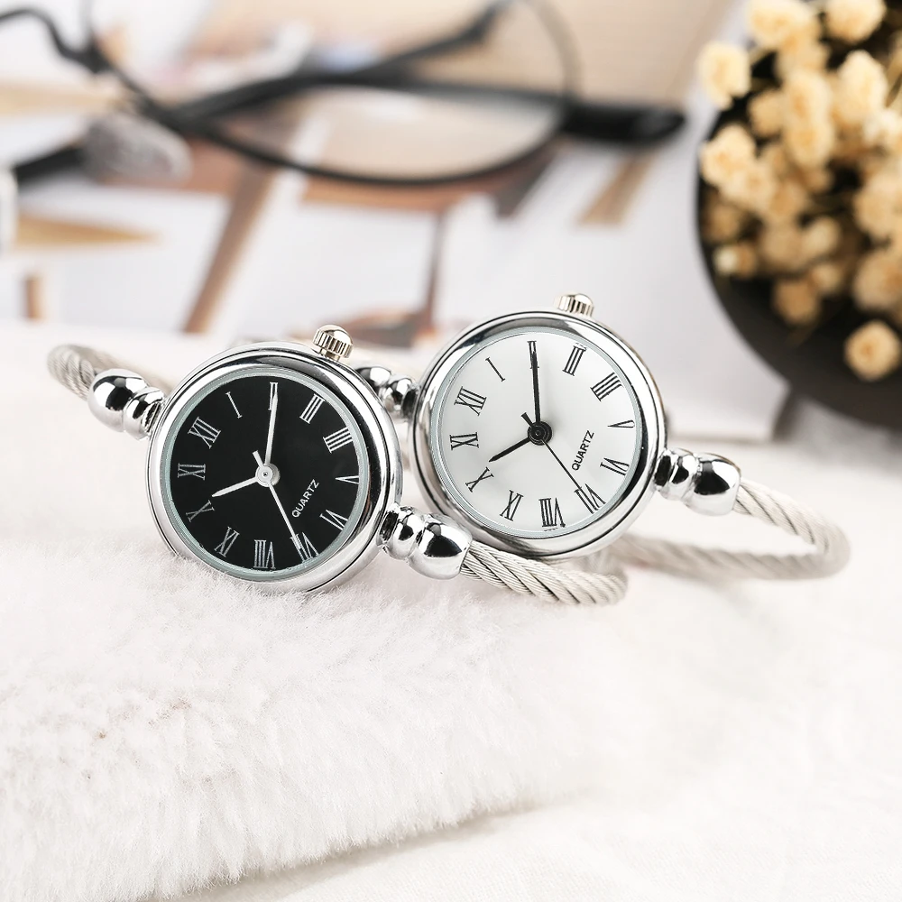 

Minimalist Women's Bangle Watch Elegant Quartz Roman Number Wristwatch for Ladies Chrsitmax Gift