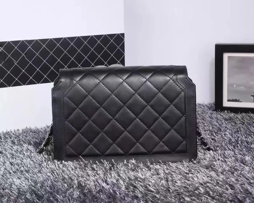 

Many small fresh MINI lattice chain sheepskin bag lady shoulder diagonal cross Wealth Package