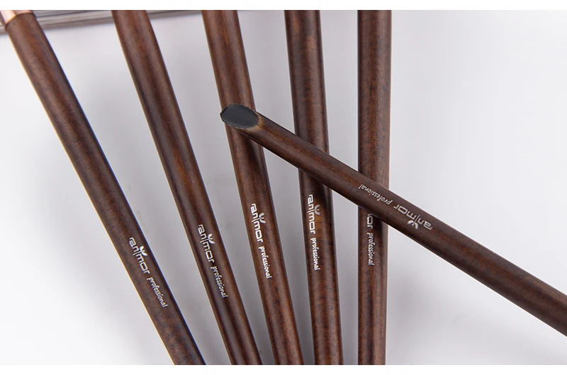 makeup brushes (4)