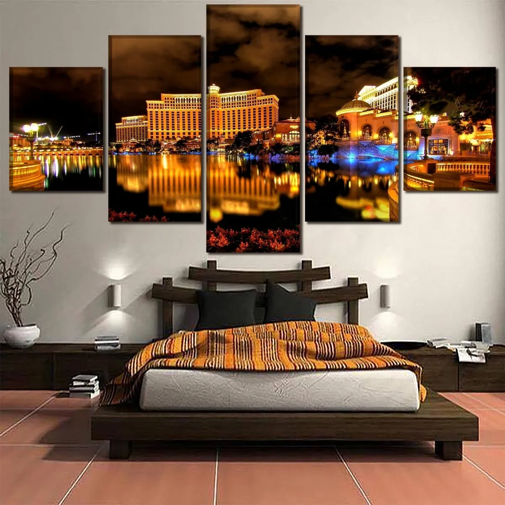 

Modular Canvas HD Prints Modular Pictures Home Decorative 5 Pieces Las Vegas Hotel Building In Night Paintings Wall Art Poster