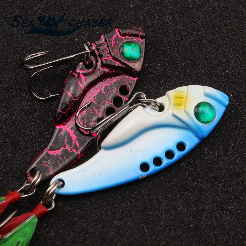 

NEW 8PCS 8 Color Metal Lure VIB 6cm 11.55g Fish type Tied feathers Spoon Lures Fishing Lure bait Bass Lure bait artificial bait