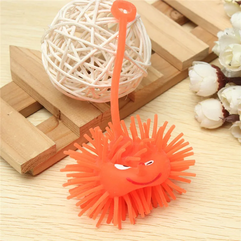 2020 Glowing Luminous Led Light Up Toys Smile Face Puffer Ball For