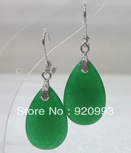 

free P&P*******18K Gold Plated Nature Jade Dangle Earring