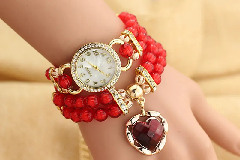 Часы с жемчугом женские модели модные декоративные часы с бриллиантовым браслетом Модные кварцевые часы для студентов