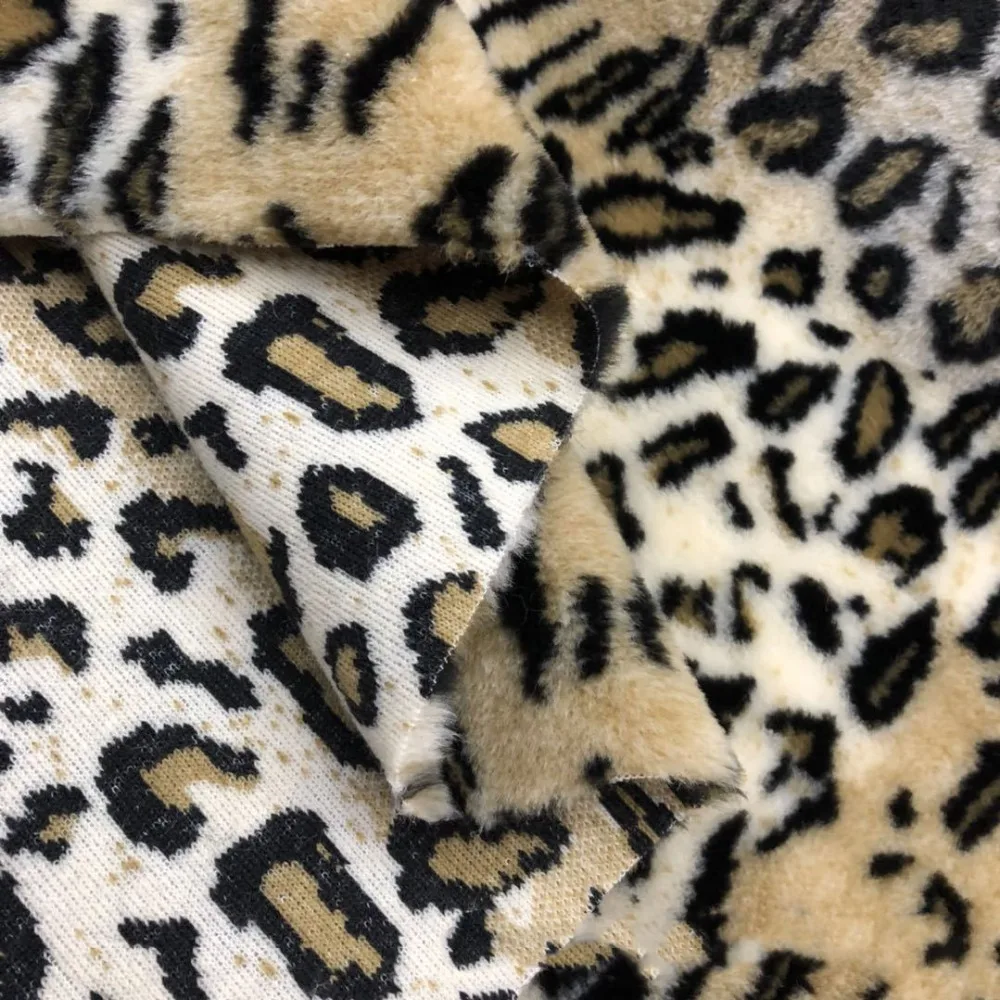 Производители питания 650 г три-цвет Леопард жаккард плюшевые Haipai ткань плюшевая искусственного плюша меха
