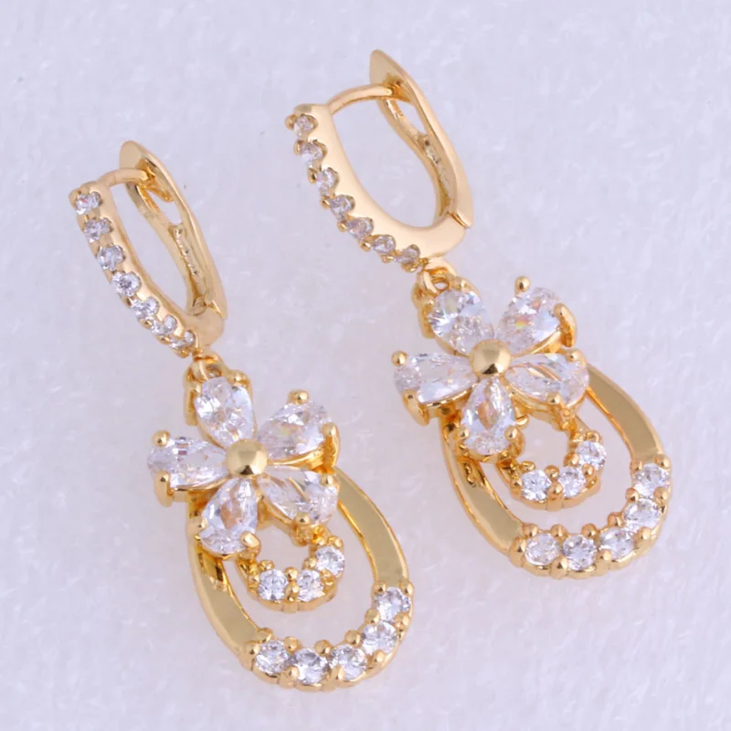 

Love Monologue Everlasting White Cubic Zirconia Yellow Gold Color Flowers Drop Earrings J0155