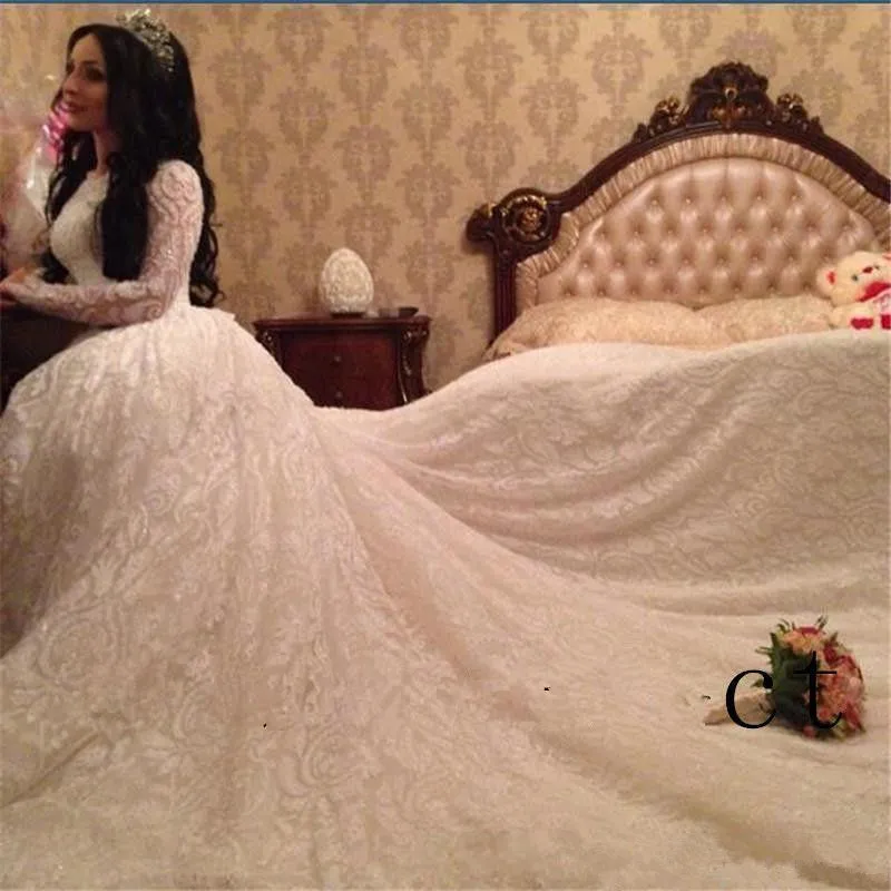modest-long-sleeve-saudi-arabic-wedding-dresses-open-back-jewel-neck-lace-appliqued-cathedral-train-country-bridal-gowns (3)_副本