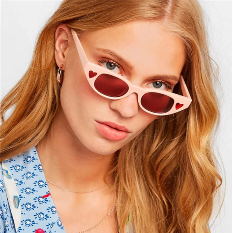 

PLINTH Cateye Sunglasses Women Luxury Brand Design Tiny Heart Decoration Trendy Style Women`s Sun Glasses Gafas de sol UV400
