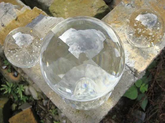 Crystal ball (25)