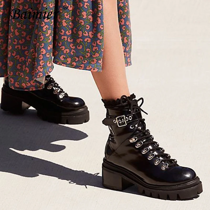 

Patent Leather Ankle Boots For Women Lace Up Women Platform Boots Silver Buckle Women Motorcycle Boots 2019 Winter Shoes Woman