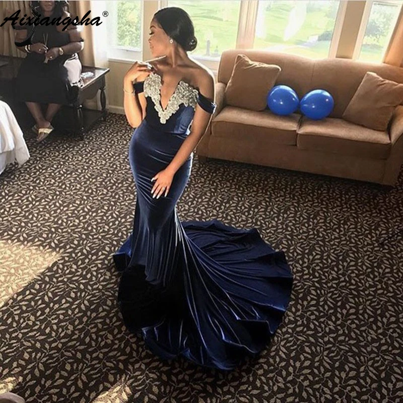 

Navy Blue Muslim Evening Dresses 2019 Mermaid Velour Crystal Formal Dress Islamic Dubai Saudi Arabic Long Elegant Evening Gown