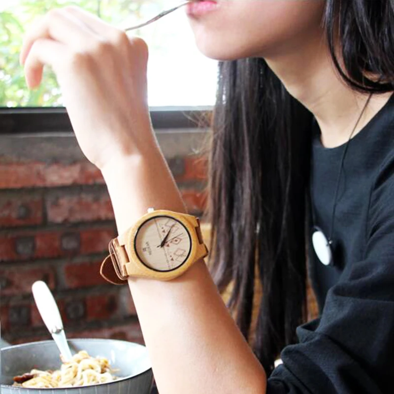 2017 New Bamboo Watch Men Women Leather Strap Genuine Lovers' Quartz Watches Men Luxury Brand Wristwatch Relogio Masculino Clock