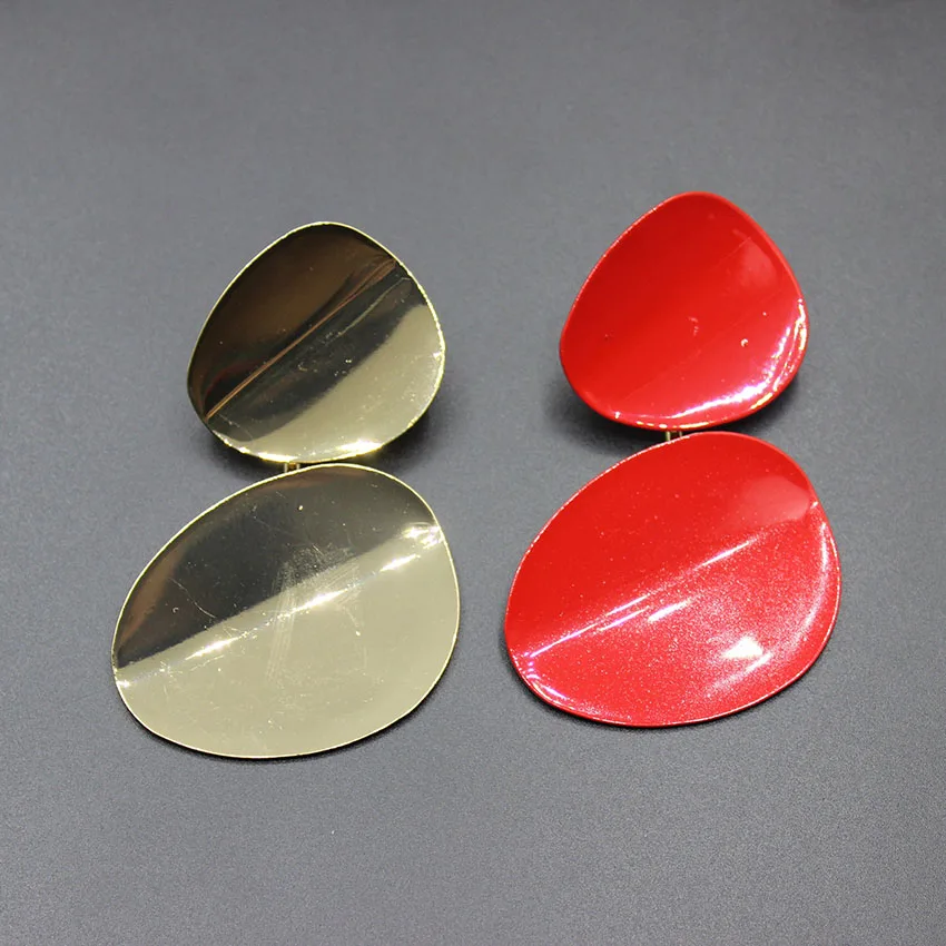 

Europe and theStates big with the exaggerated earrings Carina Lau Faye Wong with the personality temperament earrings 321
