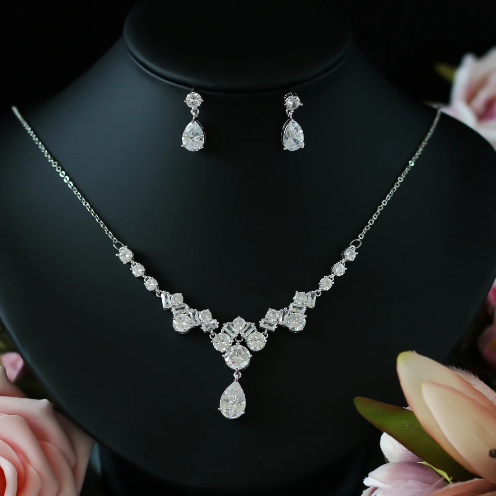 

ASNORA Brand Fashion Luxury Zircon Geometric Crystal Earrings Necklace Set For Women Popular Wedding Jewelry Gift