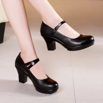 

2019 thick with the round head square dance shoes middle-aged leather shoes catwalk cheongsam single shoes