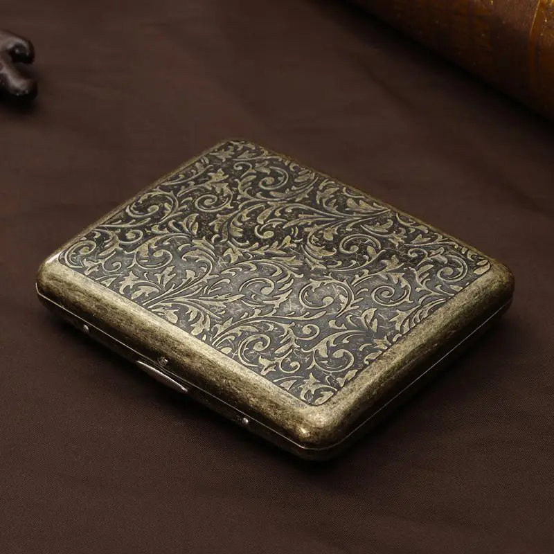 

Cigarette Case with Gift Box for 20pcs Vintage Metal Cigarette Case with Gift Box Metal Cigarette Accessories