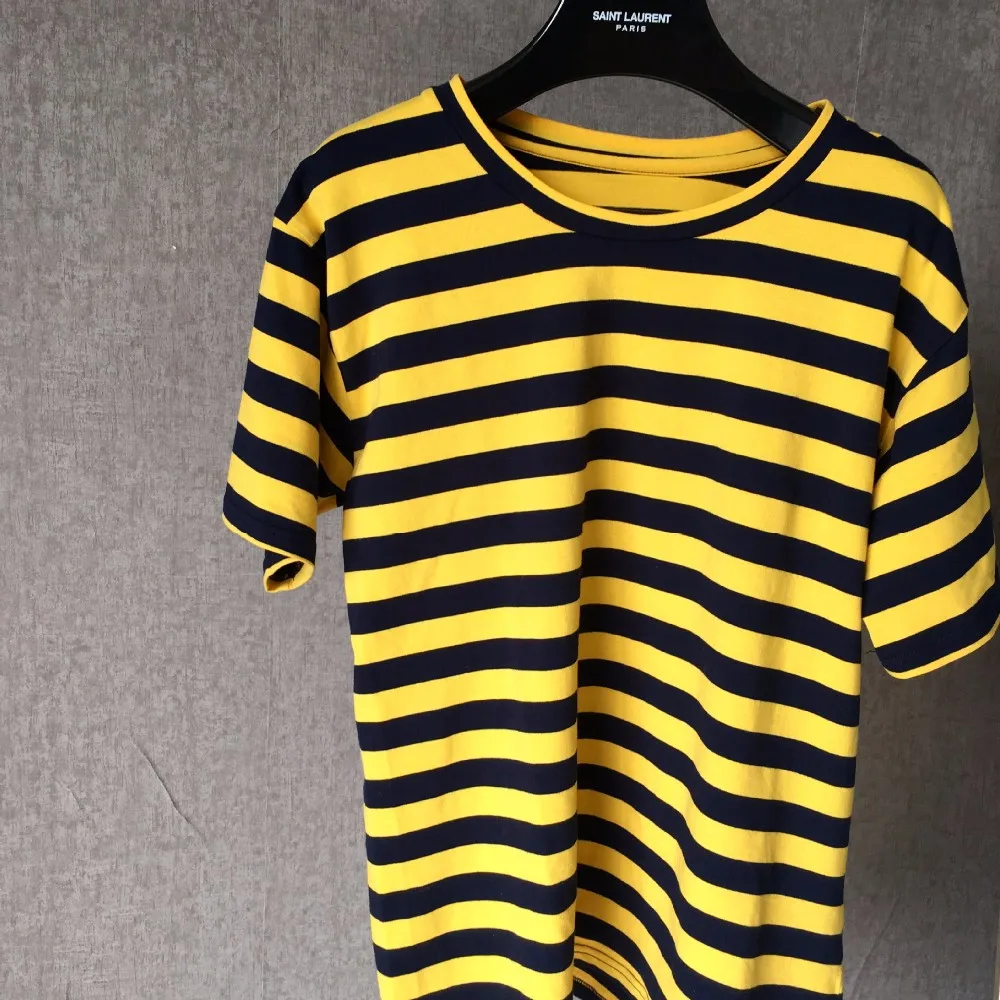 yellow black top