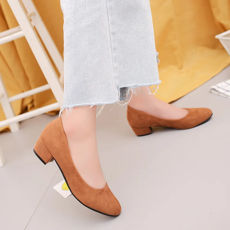 

2018 autumn new round head thick with single shoes suede shallow mouth women's professional low-heeled work shoes