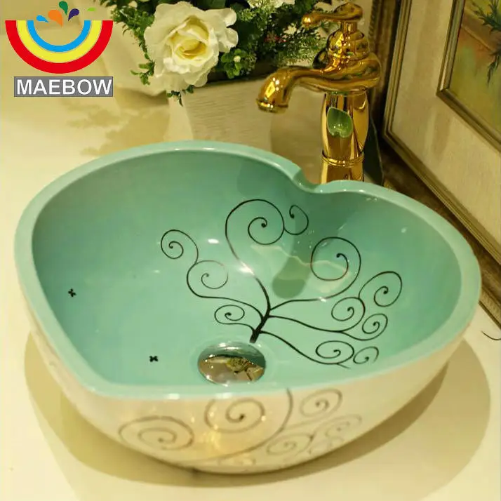 Handmade Heart Shape Modern Brief Style Ceramic Artistic Lavabo