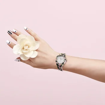 

Watches Women Elegant Bohemian Fashion Quartz Wristwatches for Lady Unique Flowers Colorful Design Female Wrist Clock Best Gift