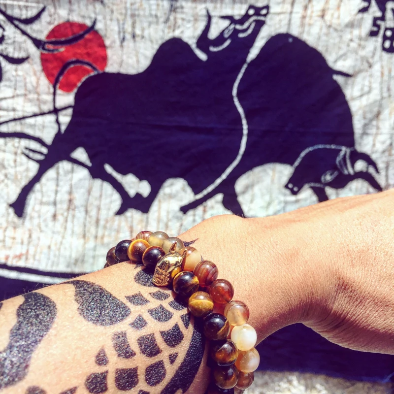 Mcllroy Batman Charms Pulseras mujer Batman Head Bead Buddha Bracelet Natural Stone Tiger Eye Stones Men and Women Bracelets