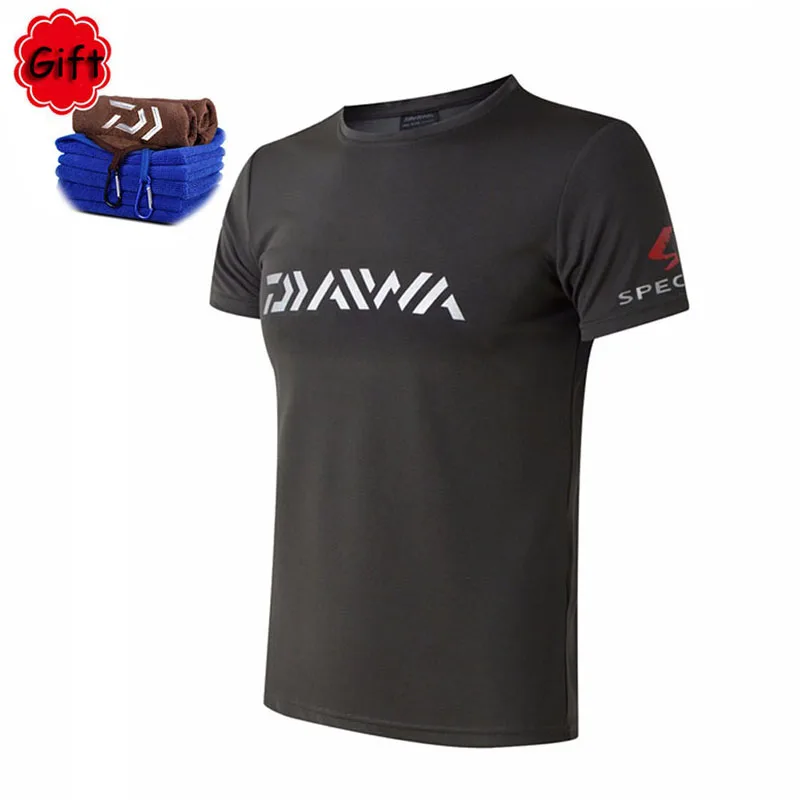 

Daiwa Men Fishing Clothing Short Sleeve Summer Fishing T-shirt Breathable Quick Dry Fly Fishing Clothes with Gift Fishing Towel