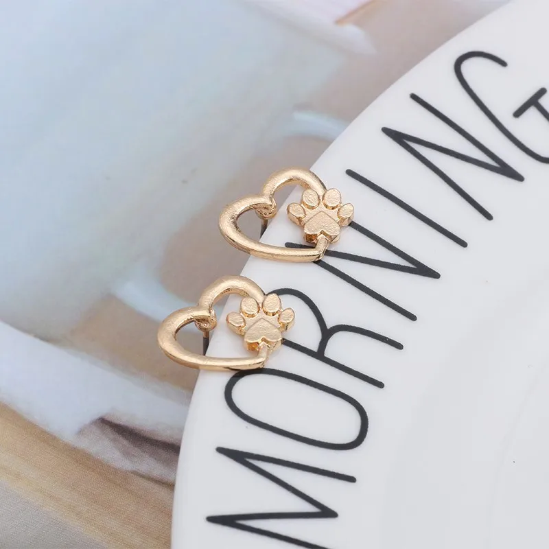 Minimalist-Hollow-Heart-Stud-Earrings-For-Women-Gold-Silver-Pet-Dog-Paw-Footprint-Earings-Cute-Animal (2)