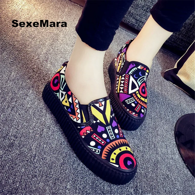 

Woman casual shoes Flat Heel shoes graffiti Women canvas shoes Sets of feet Platform apartment Fashion espadrilles zapatos mujer