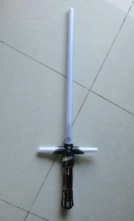 kylo ren ultimate fx lightsaber