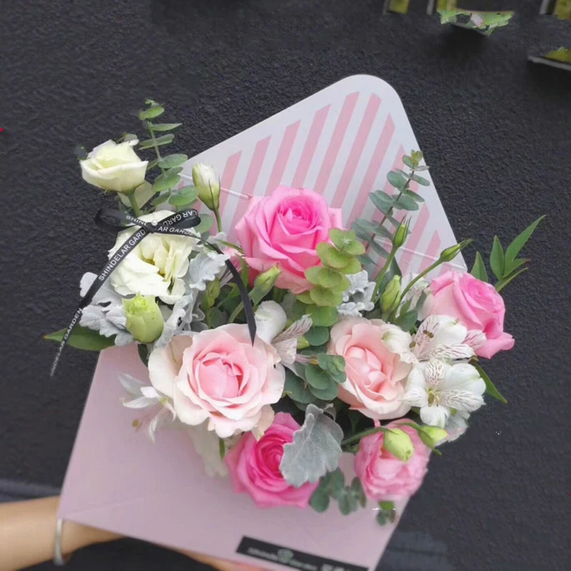 

35*24*8Cm Hand-Folded Envelope Flower Box Korean Gift Box For Florist In Wedding Valentine's Day DIY Paper Organizer