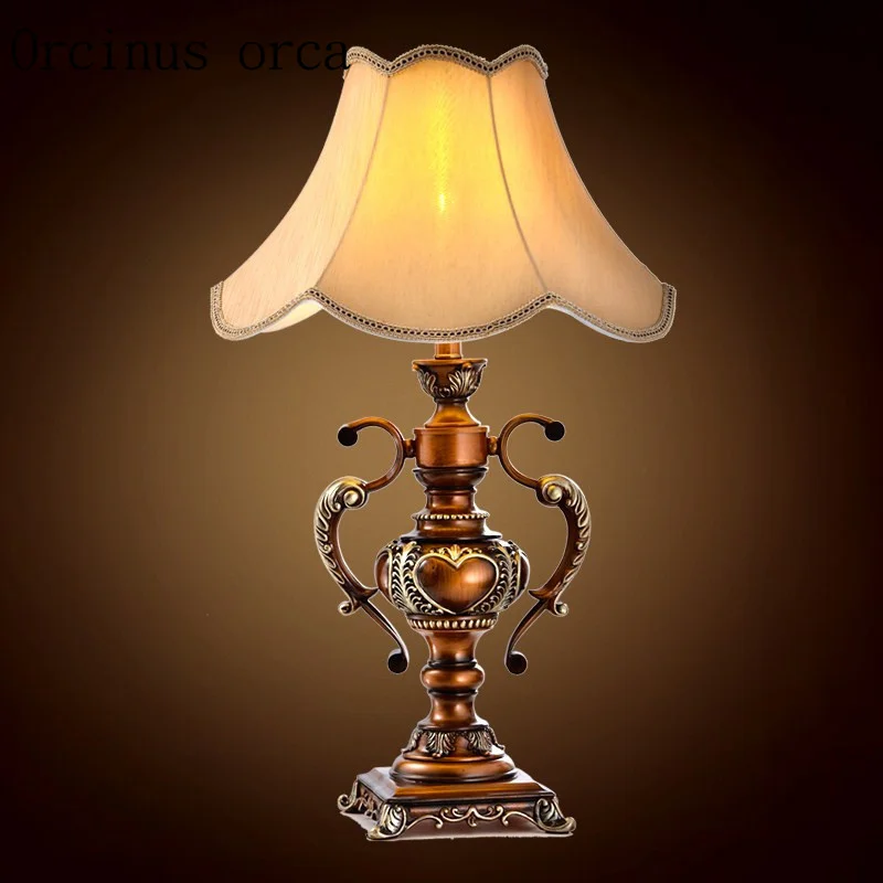 

European retro resin engraving desk lamp room study room Pastoral low profile luxury tabletop lamp free shipping