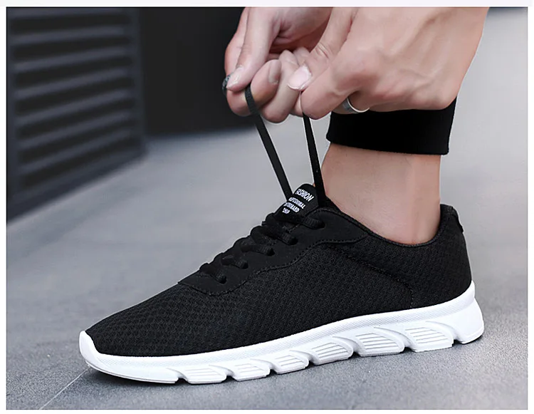 

Spring and summer large size running shoes men's shoes fashion casual mesh breathable sneakers