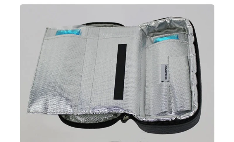 2 gel-packs 8