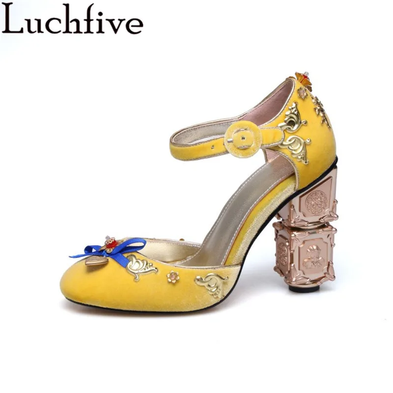 

Velvet Flowers Metal Fretwork Sandals Women Special Chunky High Heel sandale Dress Summer Wedding Shoes Woman chaussures femme