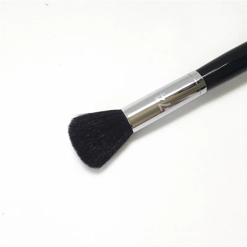 Sephora PRO Small Blush Brush #74 _ 3