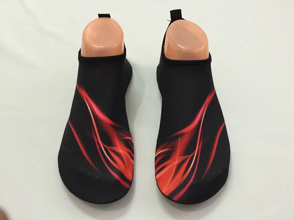 Summer Beach Shoes Men Women Outdoor Swimming Water Shoes Breathable Couple Seaside Soft Non-slip Walking Quick dry yoga Aqua (18)