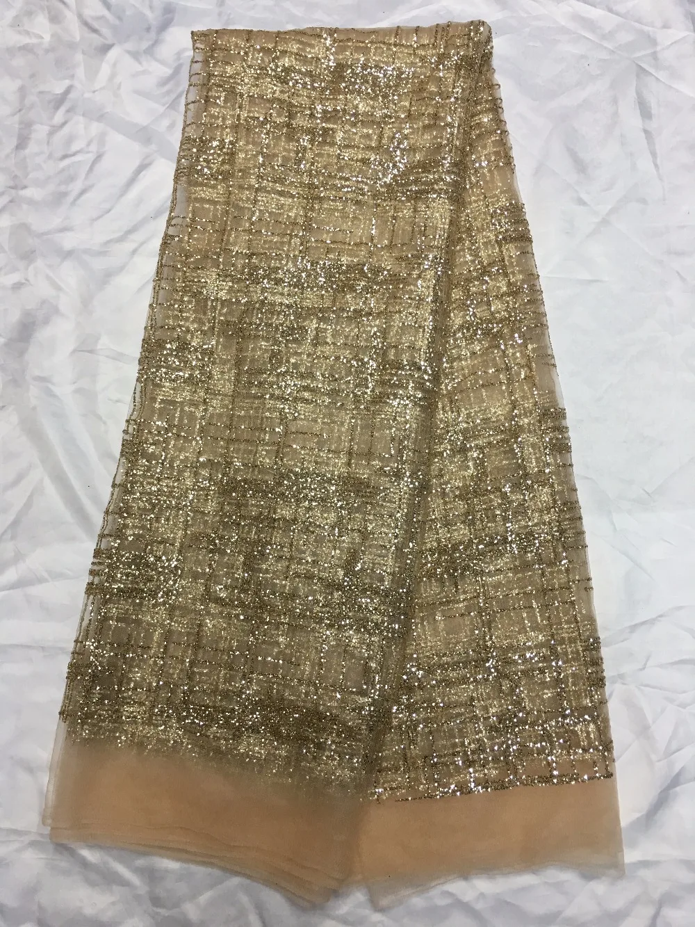 

2017 Новый дизайн, нигерийская кружевная ткань с пайетками 2017, золотистая/Золотистая французская фатиновая блестящая кружевная ткань для свадебного платья