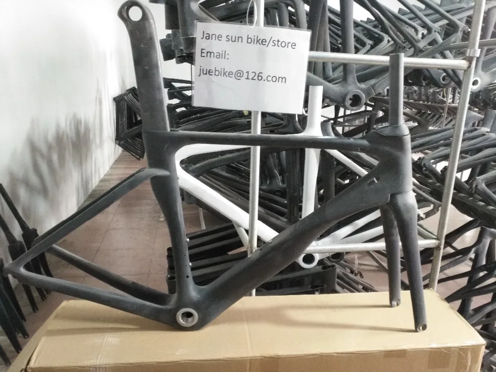 Заводская новая марка Ceccotti шоссейная велосипедная Рама из углеродного сплава китайская Заводская велосипедная Рама C12-1 белая BSA/BB30