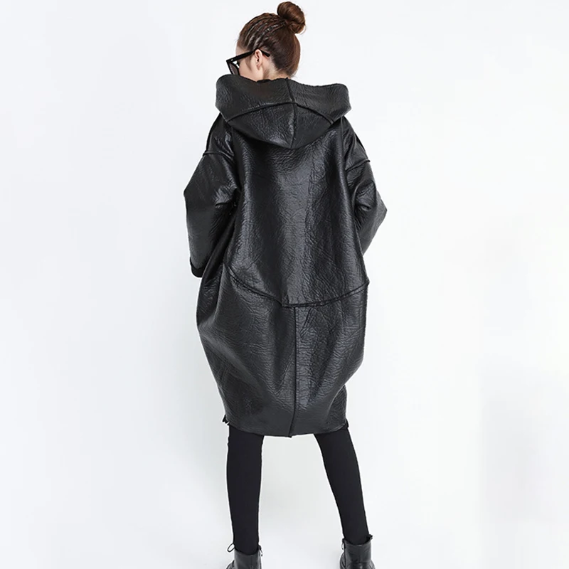 [EAM] 2019 New Spring Hooded Long Sleeve Black Pocket Split Joint Thicken PU Leather Jacket Women Coat Fashion Tide JG637