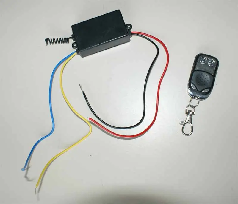 

12 V one channel wireless switch with remote controller CHJ-C10