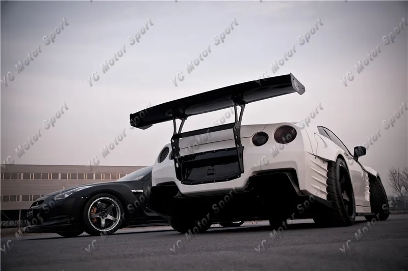 2008-2013 Nissan R35 GTR Bensopra Rear Wing w Full set Bracket 1 (1)
