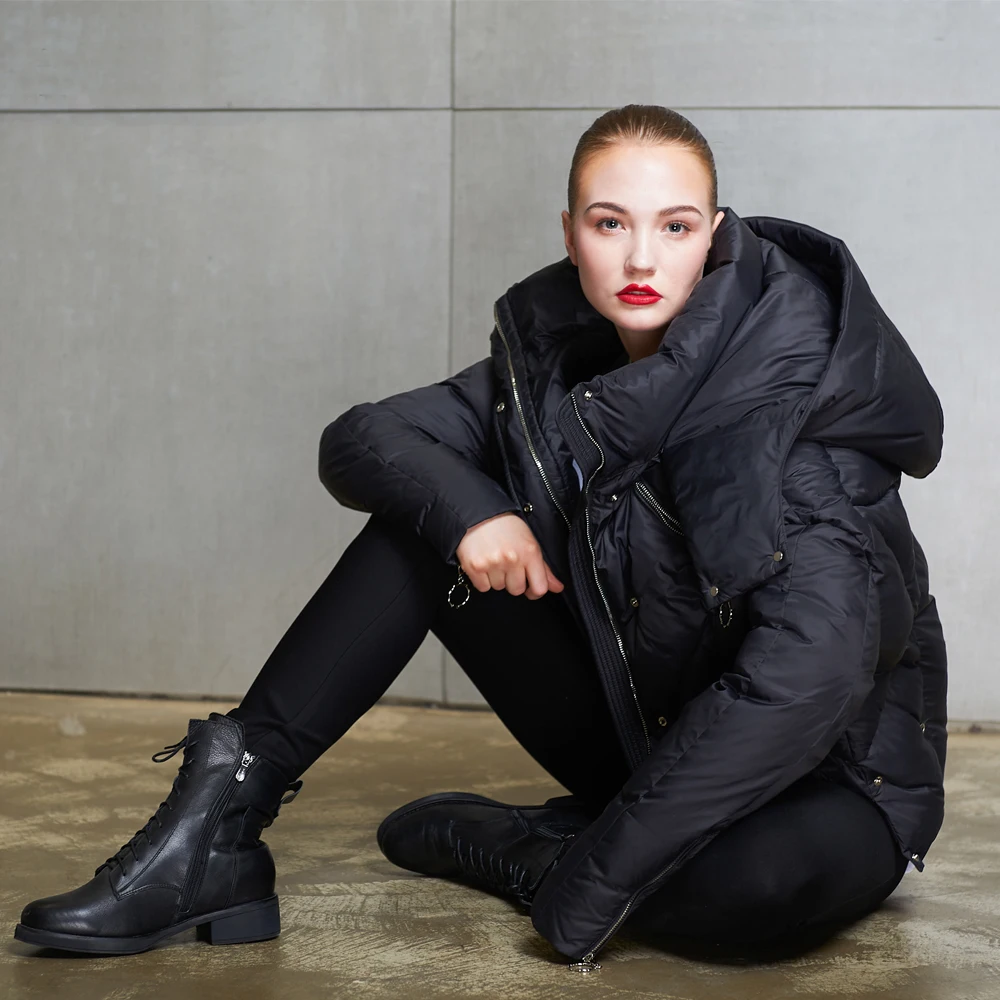 JAZZEVAR Winter fashion street Designer Brand androgynous style women's short hooded down jacket down coat outerwear z18005