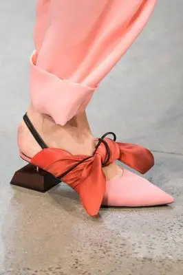 Mcacchi/вечерние туфли на квадратном каблуке с деревянным узором; женские туфли из натуральной кожи с шелковым бантом и острым носком для подиума; женские специальные слинбэки - Цвет: pink