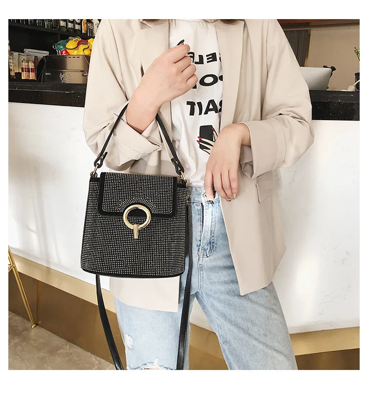 

New Fashion Sequin Women Bags Bucket Bags Female Top-handle Appliques Lady's Handbags National Casual Tote Girl Messenger Bags