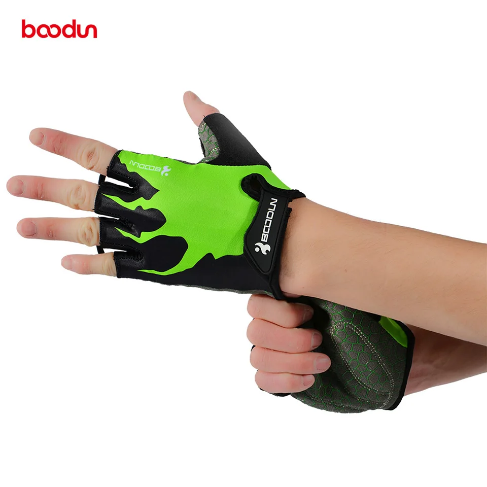 BOODUN الرياضة Gym نصف اصبع قفازات التدريب تنفس رفع الاثقال أثقال دامبل للياقة البدنية الرجال النساء في الهواء الطلق الجسم بناء قفازات