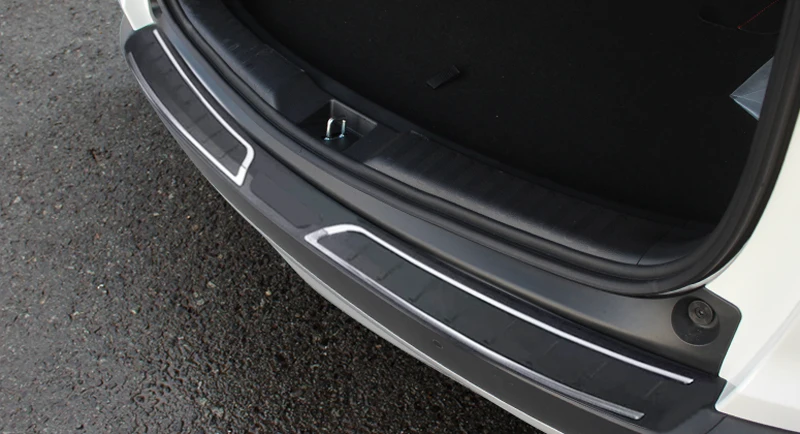 

Plastic 1pcs Rear Boot Outer Bumper Guard Sill Plate Protector For Honda CR-V CRV 2017 2018